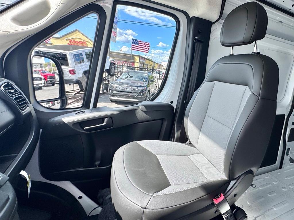 new 2025 Ram ProMaster 3500 car, priced at $49,926