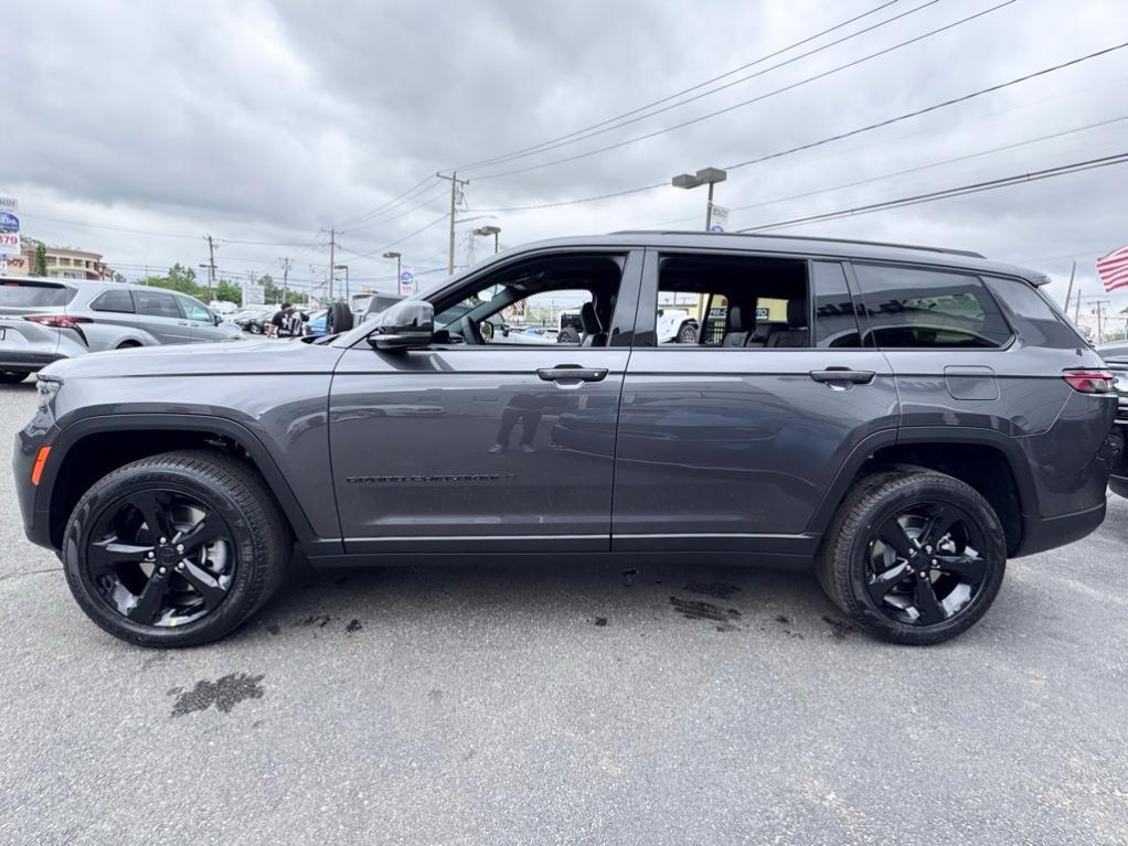 new 2025 Jeep Grand Cherokee L car, priced at $51,762