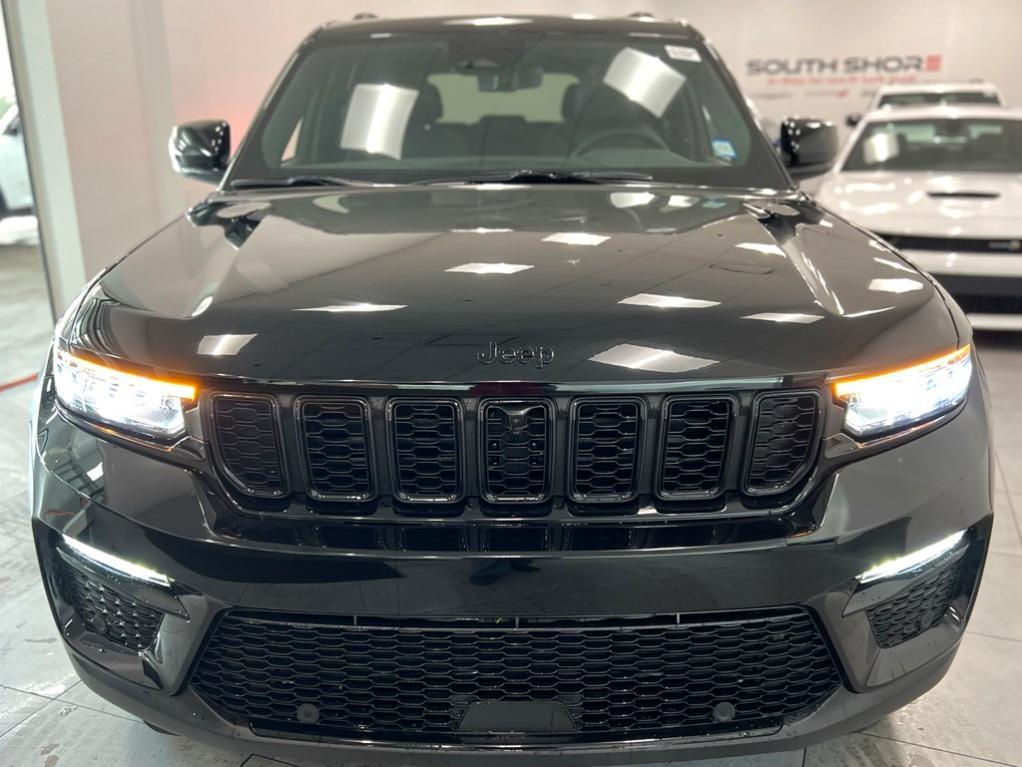 new 2025 Jeep Grand Cherokee car, priced at $57,093