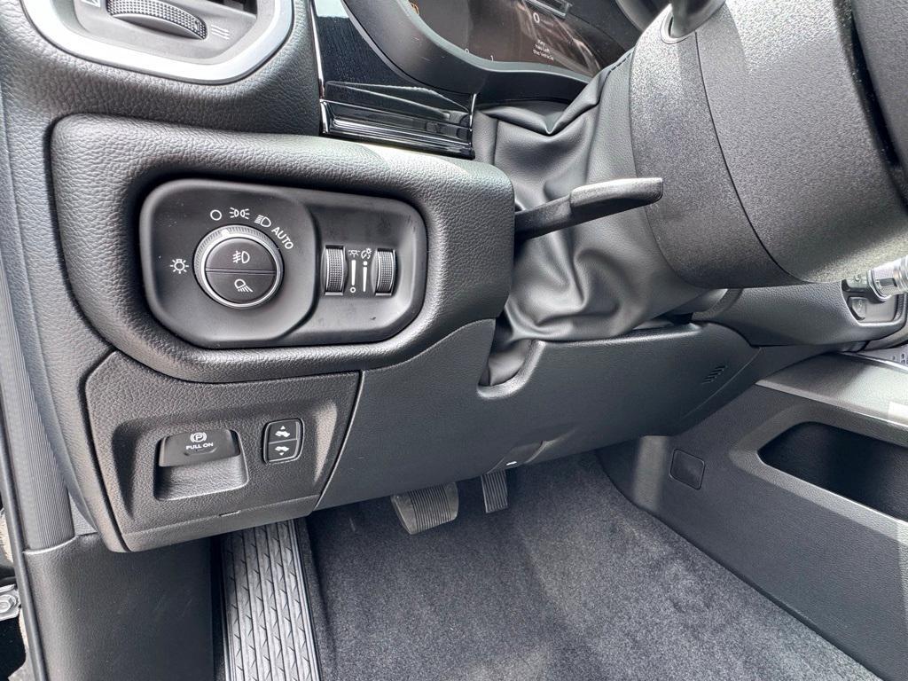 new 2025 Ram 1500 car, priced at $65,226