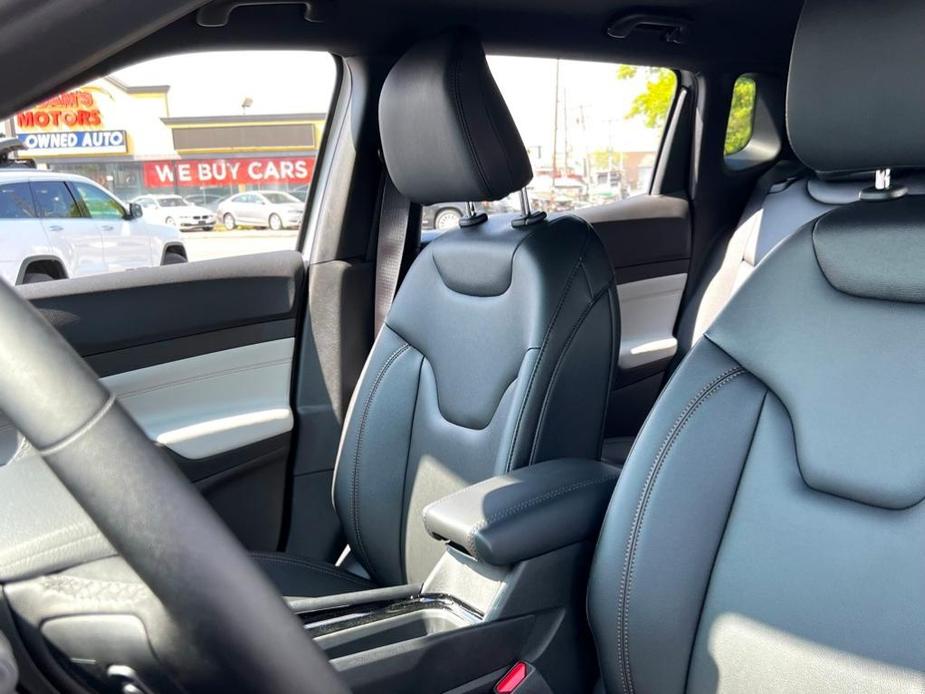 new 2024 Jeep Compass car, priced at $27,450