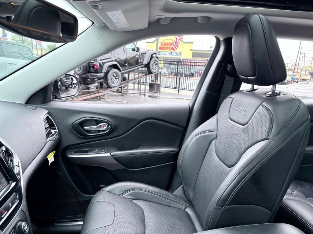 used 2021 Jeep Cherokee car, priced at $22,750