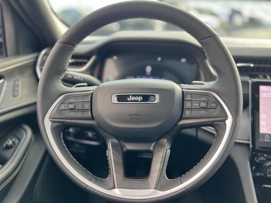 new 2025 Jeep Grand Cherokee car, priced at $43,350