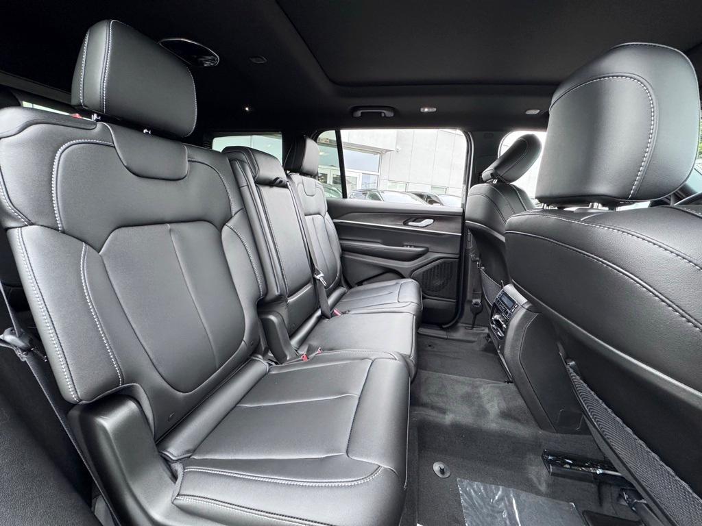 new 2025 Jeep Grand Cherokee L car, priced at $46,950