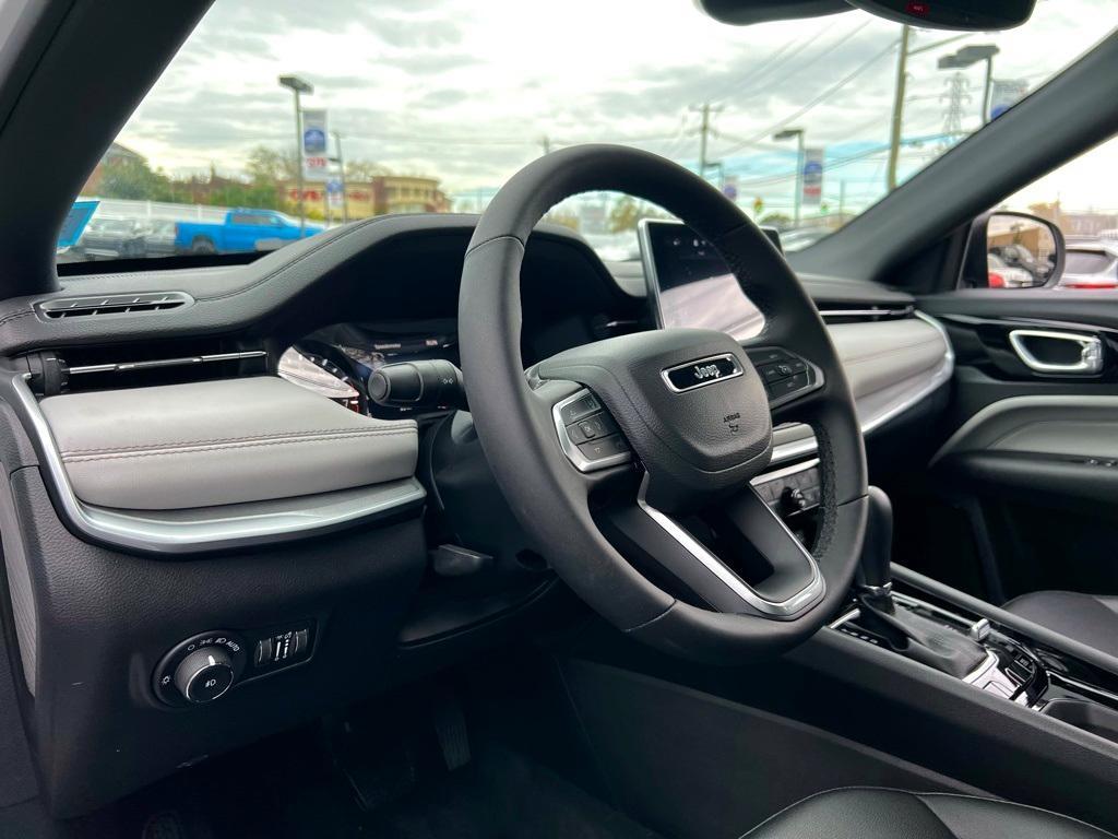 new 2024 Jeep Compass car, priced at $26,450