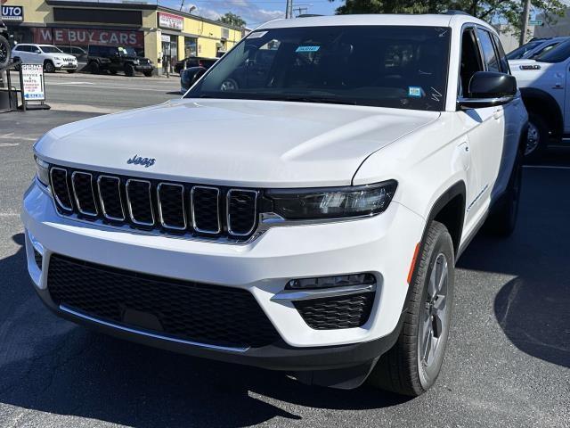 new 2024 Jeep Grand Cherokee 4xe car, priced at $39,850