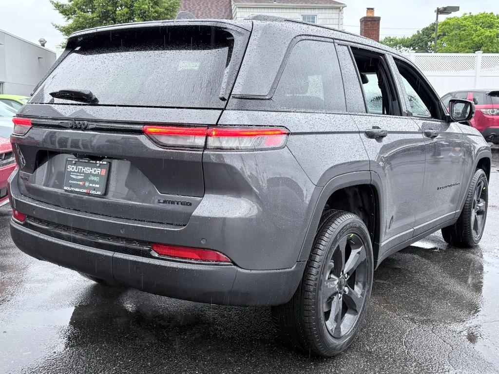 new 2025 Jeep Grand Cherokee car, priced at $46,926