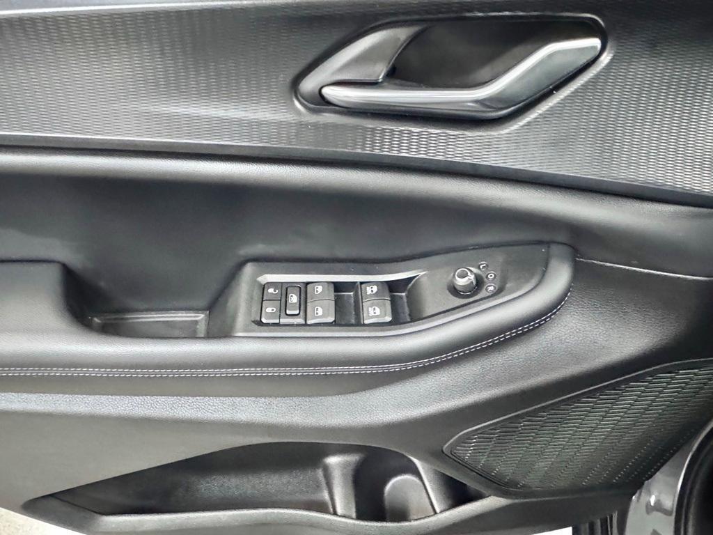 used 2024 Jeep Grand Cherokee L car, priced at $23,850