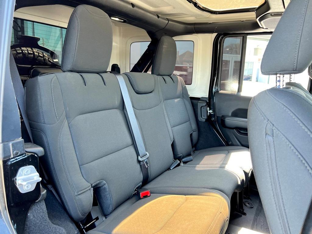 used 2021 Jeep Wrangler Unlimited car, priced at $33,750