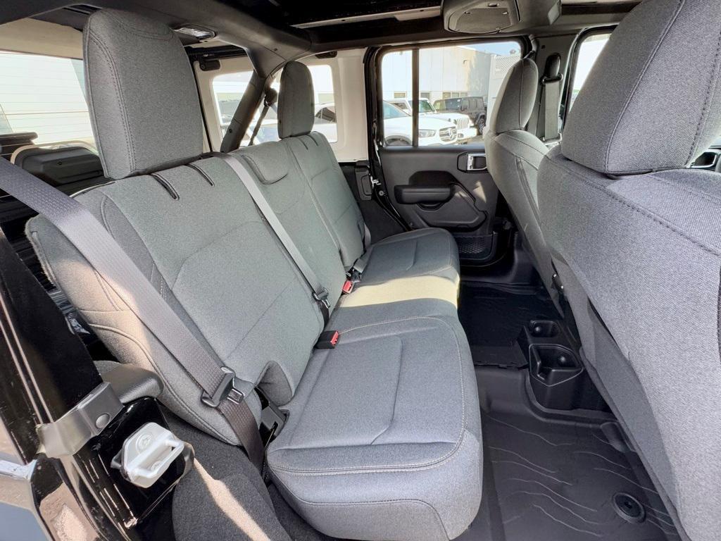 new 2025 Jeep Wrangler car, priced at $49,965