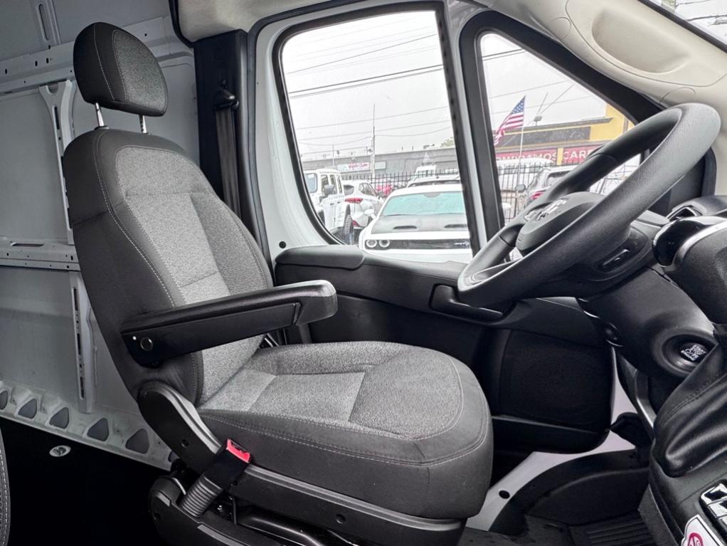 used 2023 Ram ProMaster 2500 car, priced at $25,450