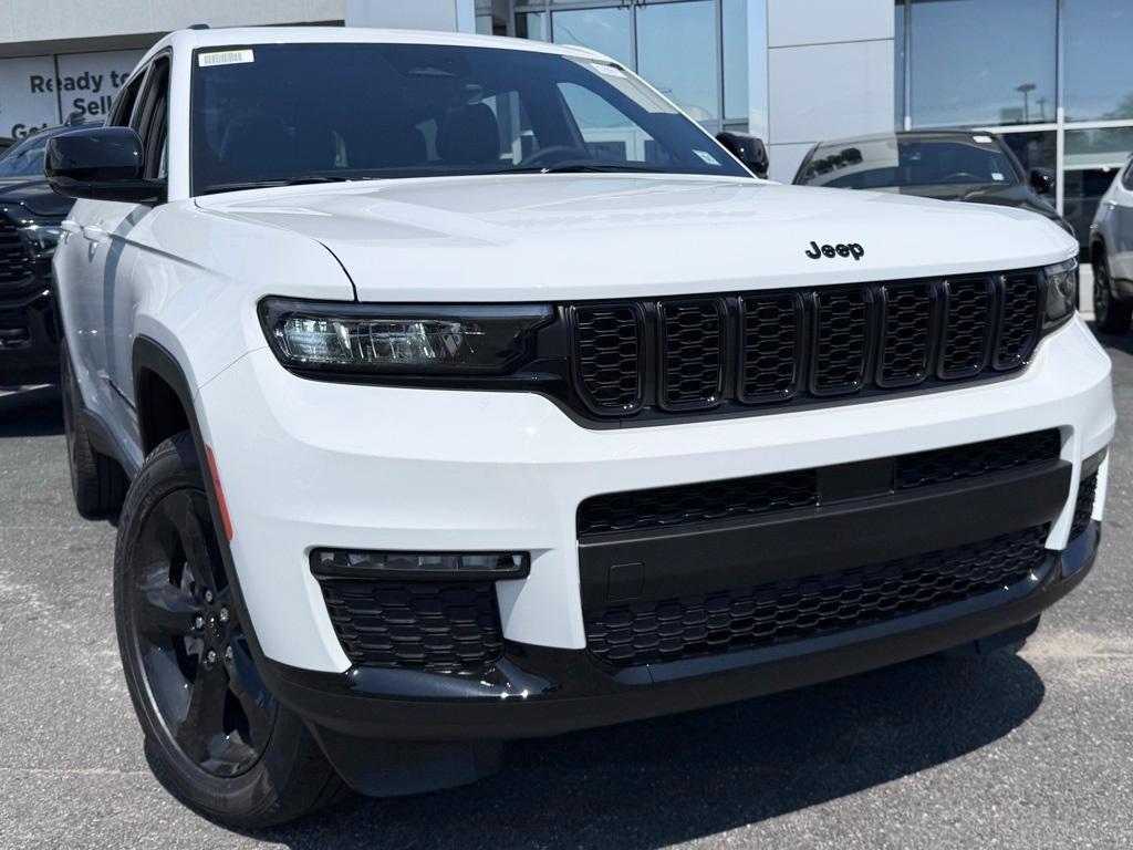 new 2025 Jeep Grand Cherokee L car, priced at $52,167
