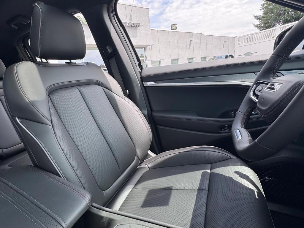 new 2025 Jeep Wagoneer S car, priced at $60,040