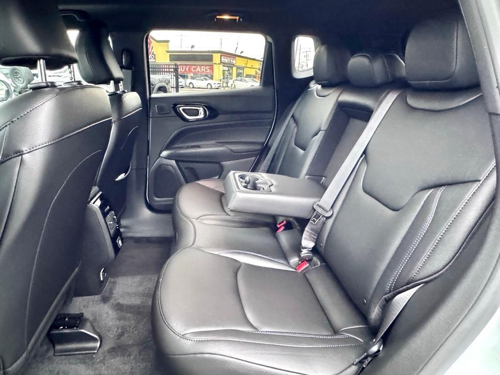 new 2025 Jeep Compass car