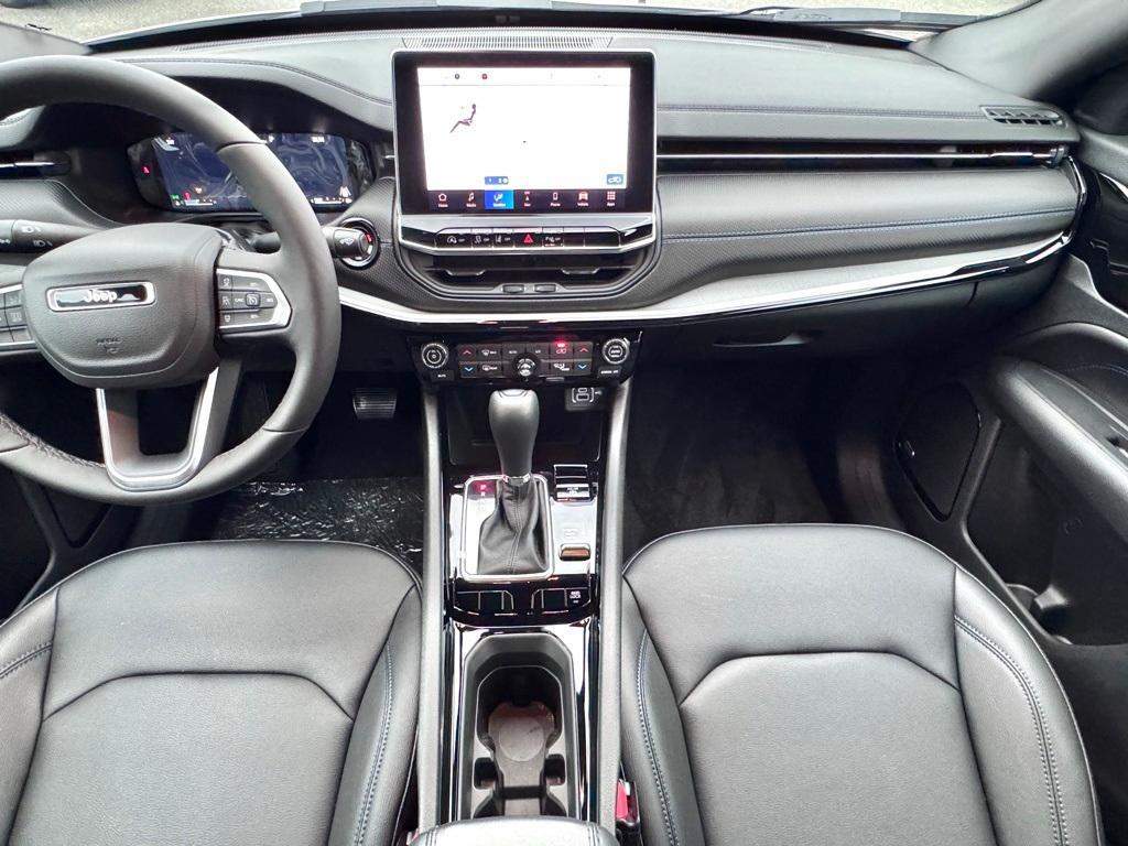 new 2025 Jeep Compass car