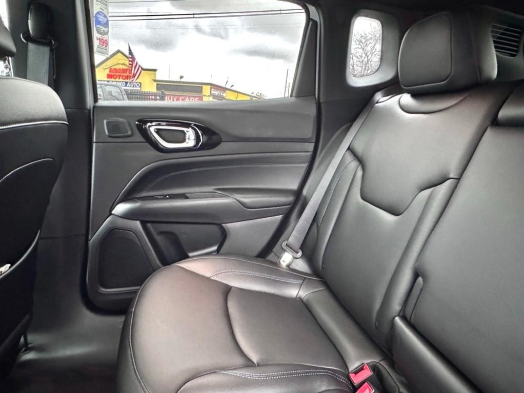 new 2025 Jeep Compass car