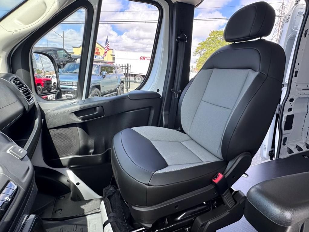 new 2024 Ram ProMaster 2500 car, priced at $44,950