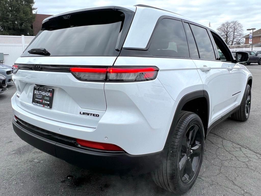 new 2025 Jeep Grand Cherokee car, priced at $47,850