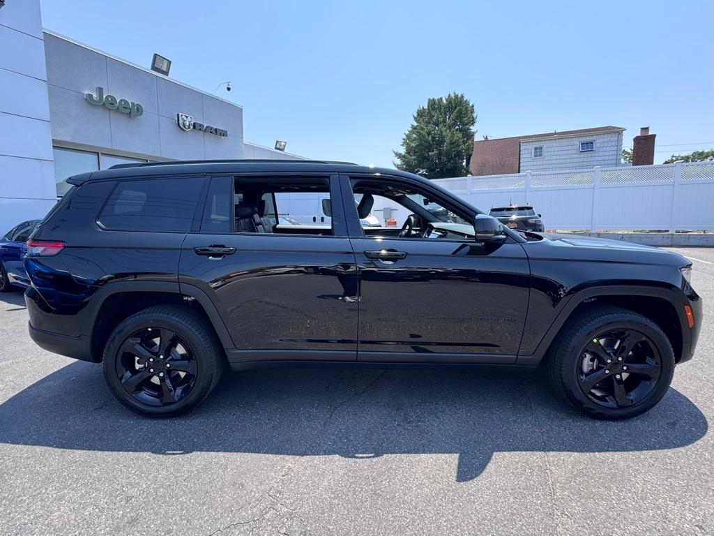 new 2025 Jeep Grand Cherokee L car, priced at $51,762