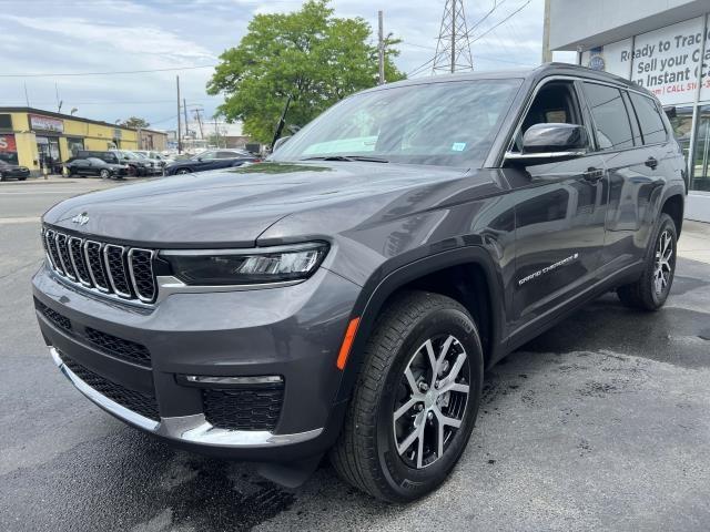 new 2024 Jeep Grand Cherokee L car, priced at $39,495