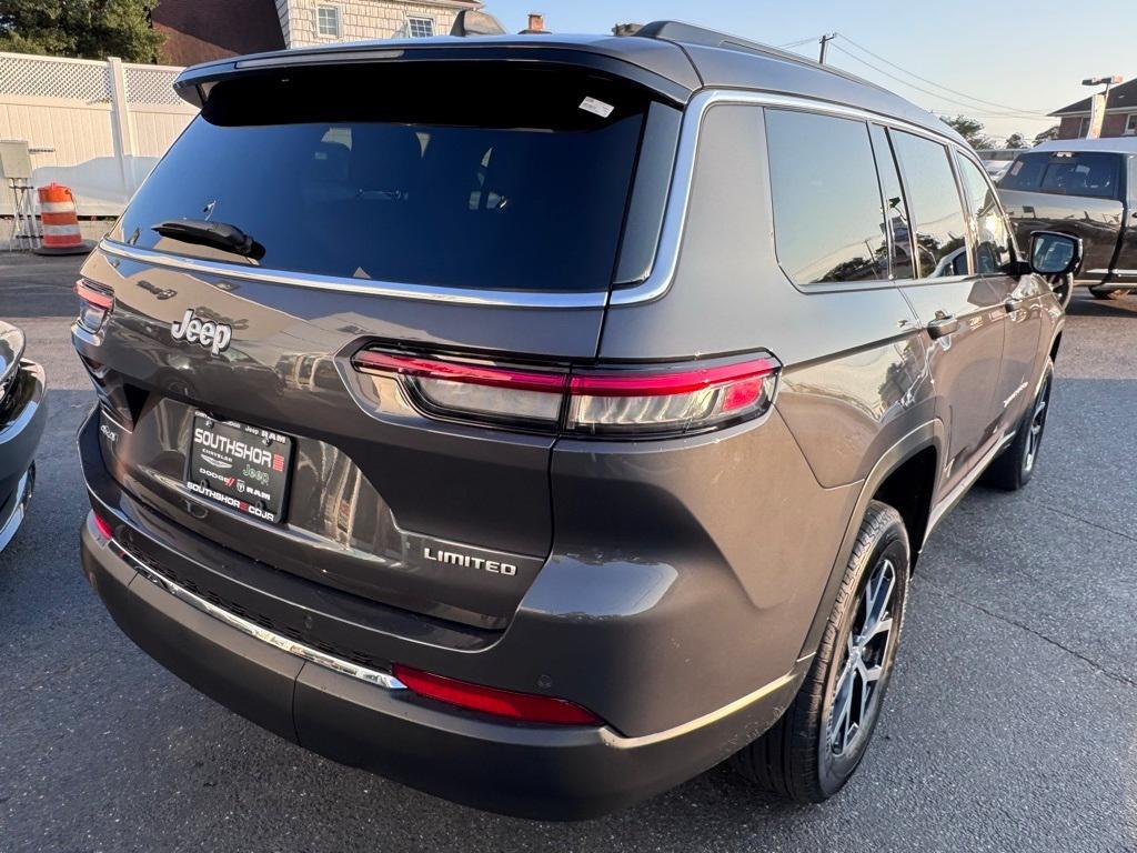 new 2025 Jeep Grand Cherokee L car, priced at $44,926