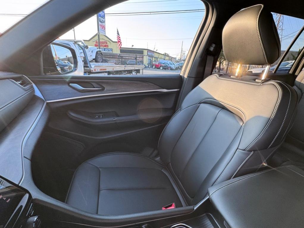 new 2025 Jeep Grand Cherokee L car, priced at $44,926
