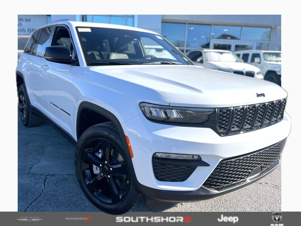 new 2025 Jeep Grand Cherokee car, priced at $43,850