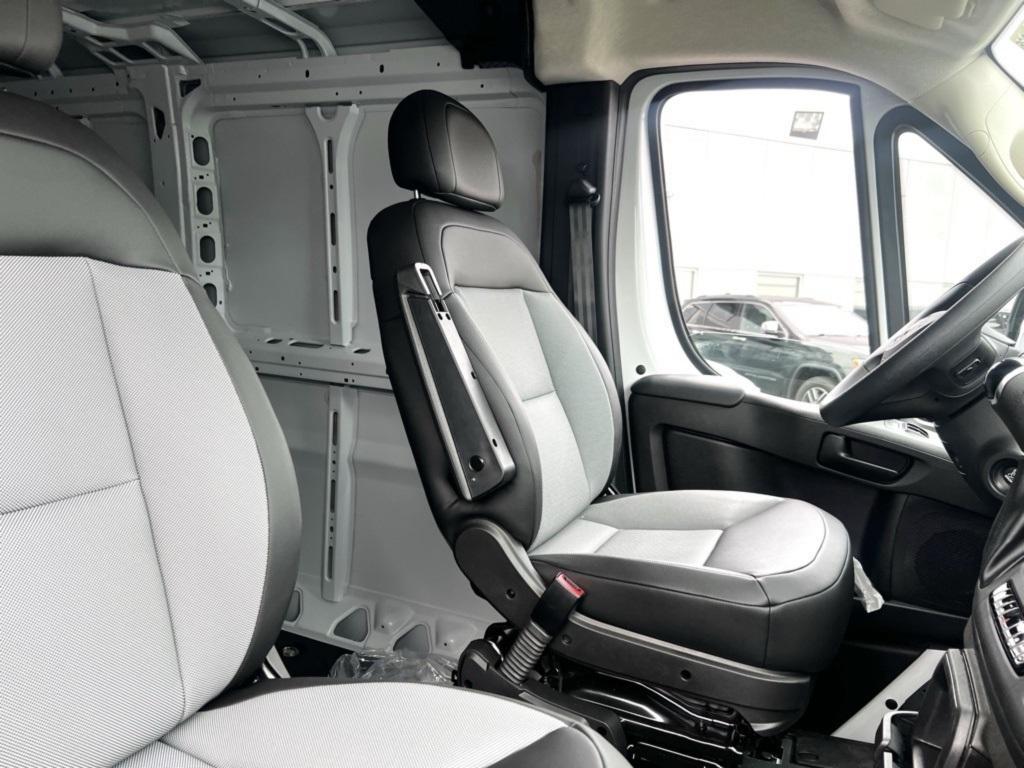 new 2025 Ram ProMaster 1500 car, priced at $39,950