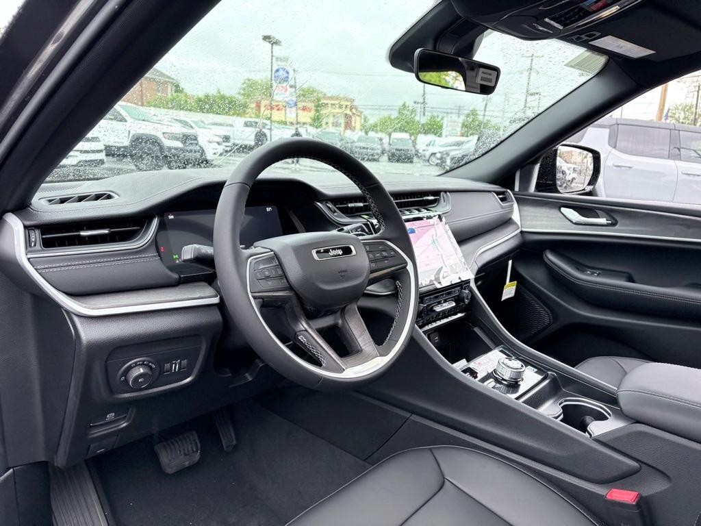 new 2025 Jeep Grand Cherokee L car, priced at $44,926