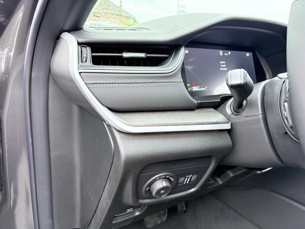 new 2025 Jeep Grand Cherokee L car, priced at $44,926