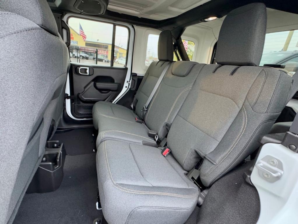 new 2025 Jeep Wrangler car
