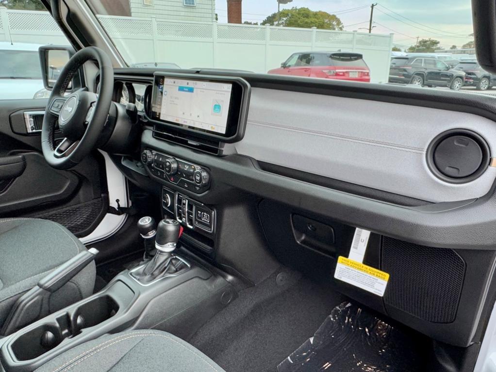 new 2025 Jeep Wrangler car