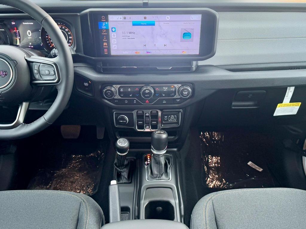 new 2025 Jeep Wrangler car