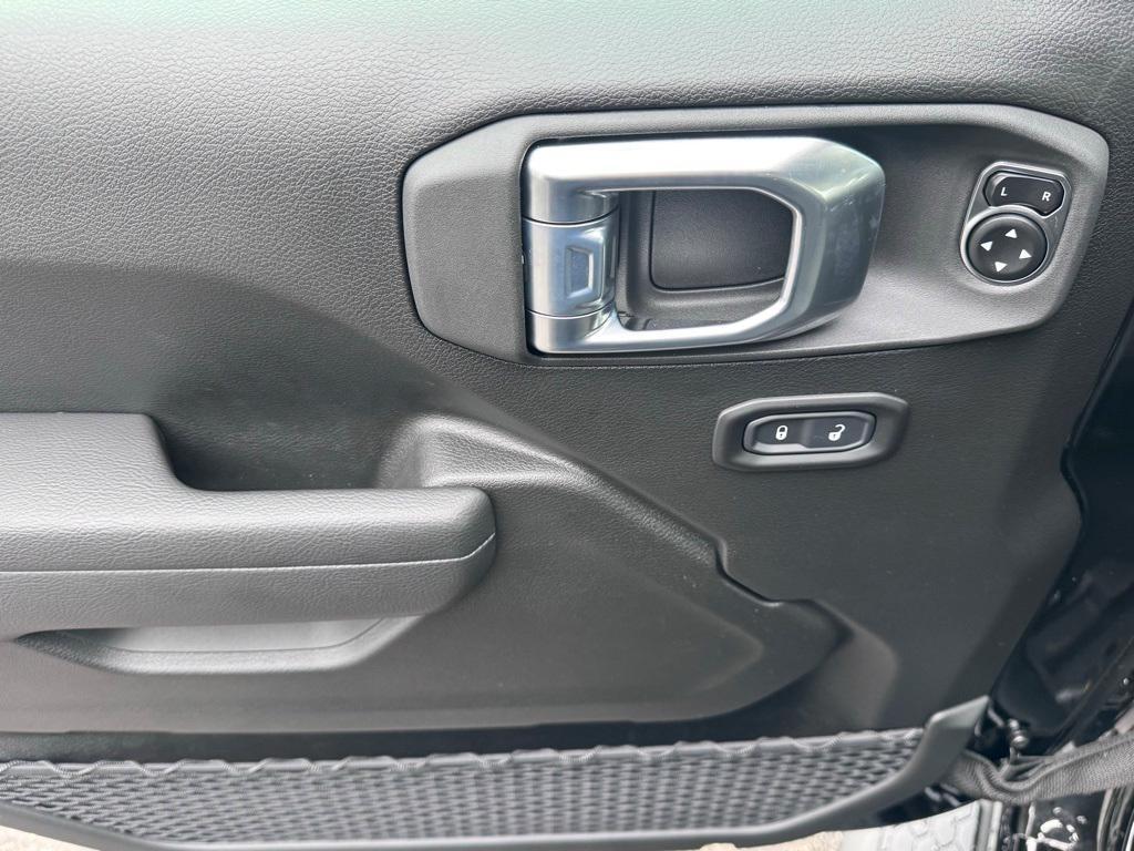 new 2026 Jeep Wrangler car, priced at $49,900