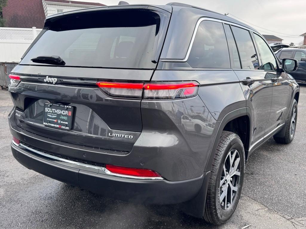 new 2025 Jeep Grand Cherokee car, priced at $48,185