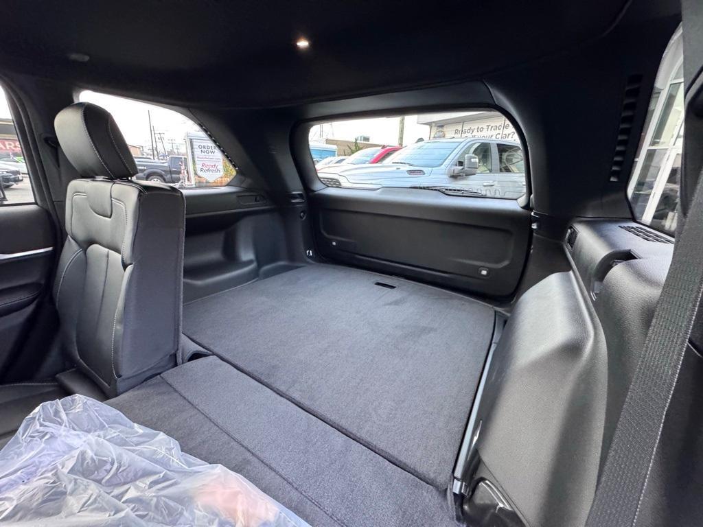 new 2025 Jeep Grand Cherokee car, priced at $48,185