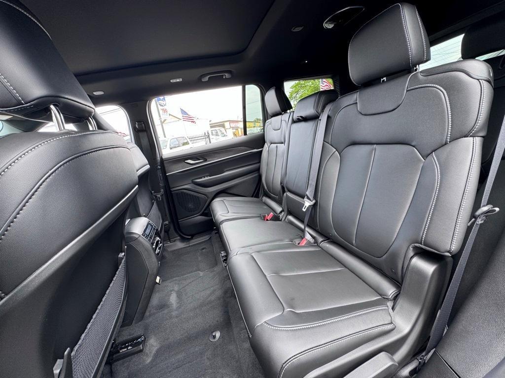 new 2025 Jeep Grand Cherokee L car, priced at $44,950