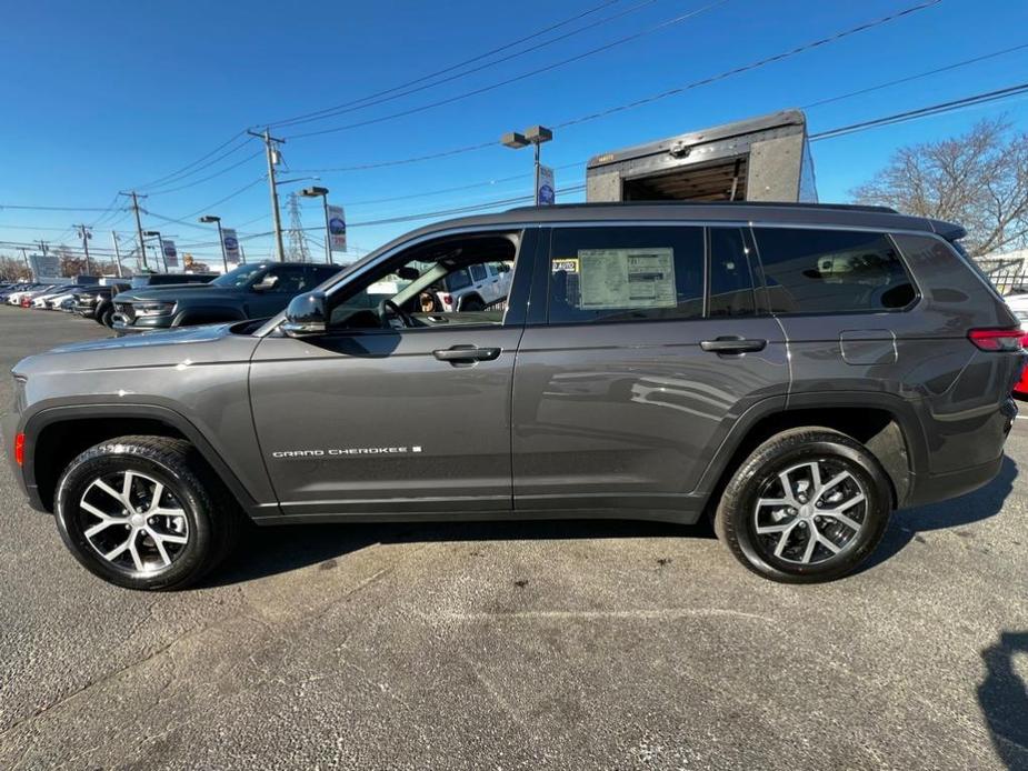 new 2024 Jeep Grand Cherokee L car, priced at $41,350