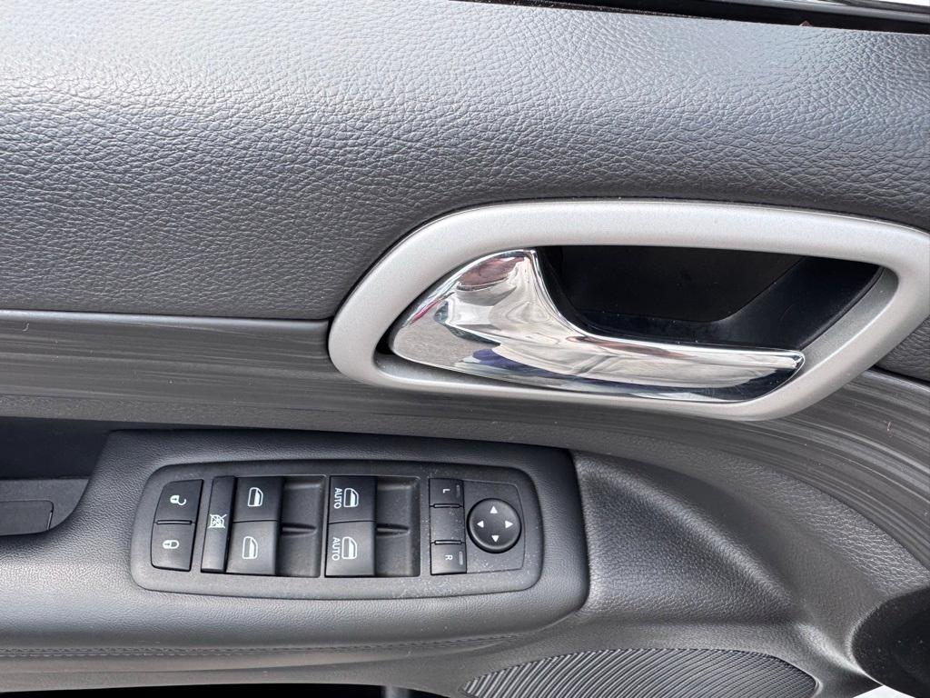 used 2022 Jeep Grand Cherokee WK car, priced at $27,750