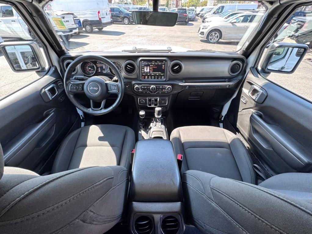 used 2022 Jeep Wrangler Unlimited car, priced at $34,450