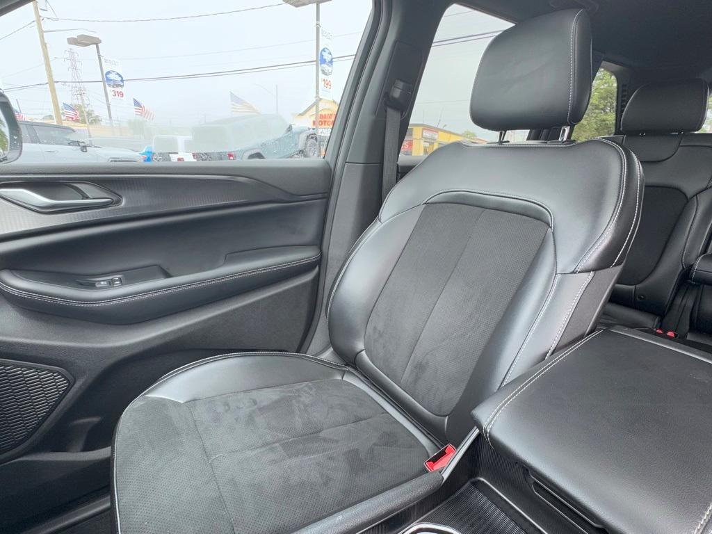 used 2024 Jeep Grand Cherokee car, priced at $34,850