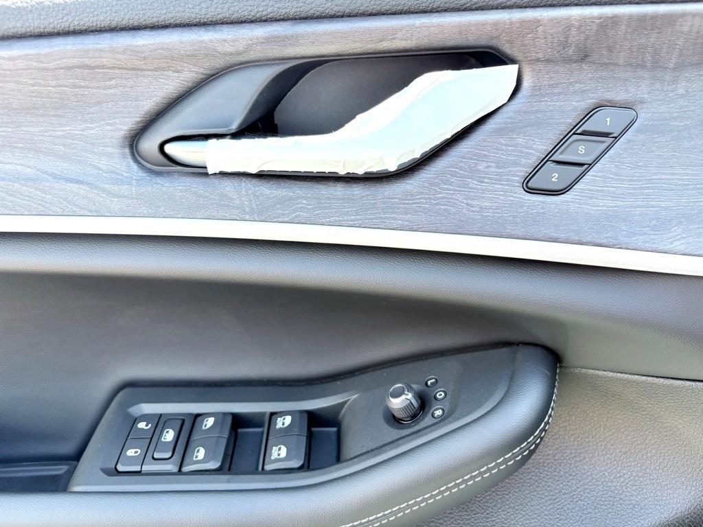 new 2025 Jeep Grand Cherokee L car, priced at $48,442
