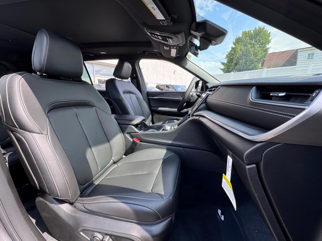 new 2025 Jeep Grand Cherokee L car, priced at $48,950