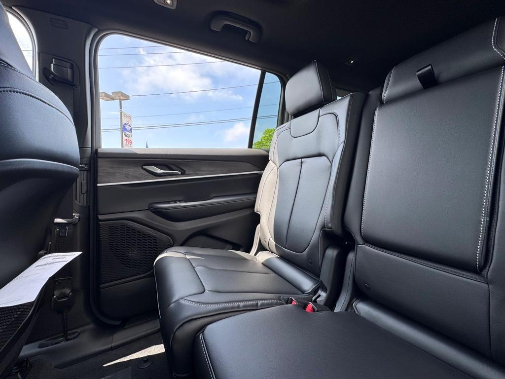 new 2025 Jeep Grand Cherokee L car, priced at $48,950
