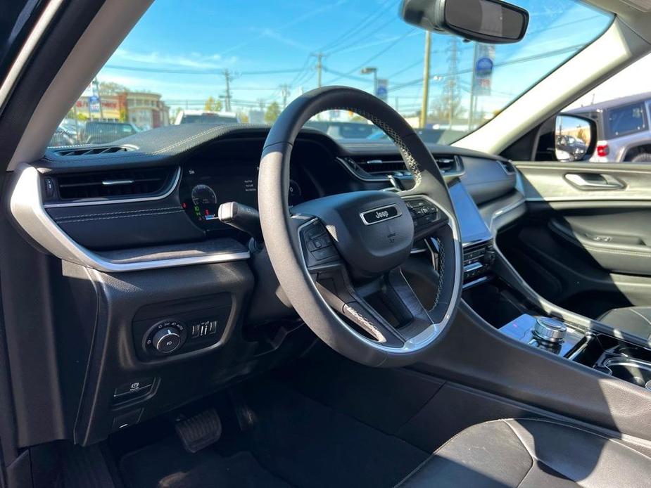 used 2023 Jeep Grand Cherokee car, priced at $33,850