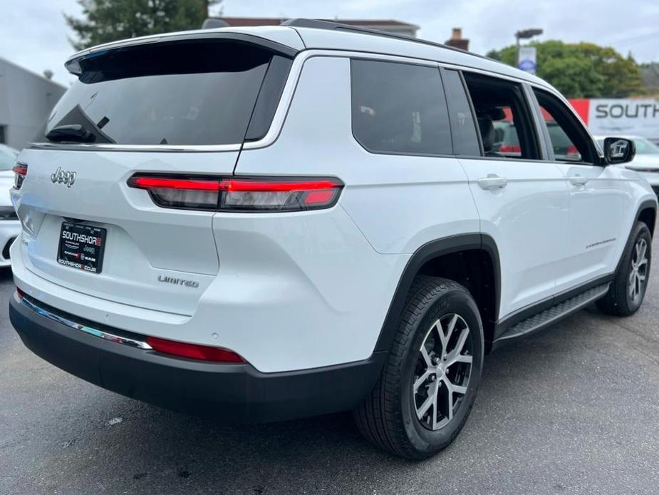 new 2024 Jeep Grand Cherokee L car, priced at $39,495