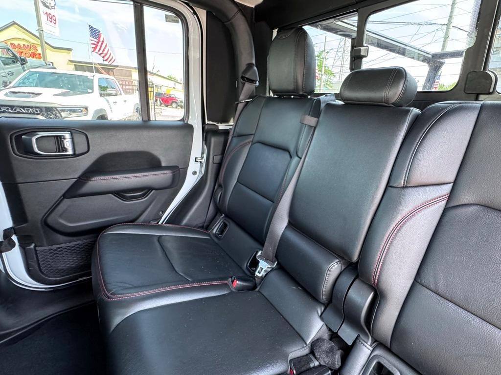 used 2022 Jeep Gladiator car, priced at $31,850