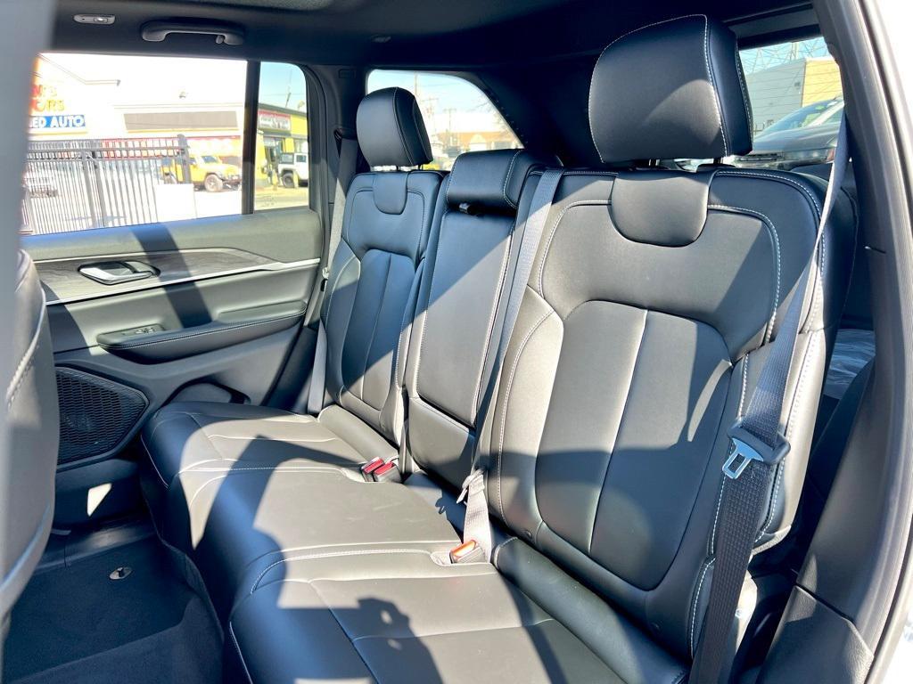 new 2025 Jeep Grand Cherokee car, priced at $50,035