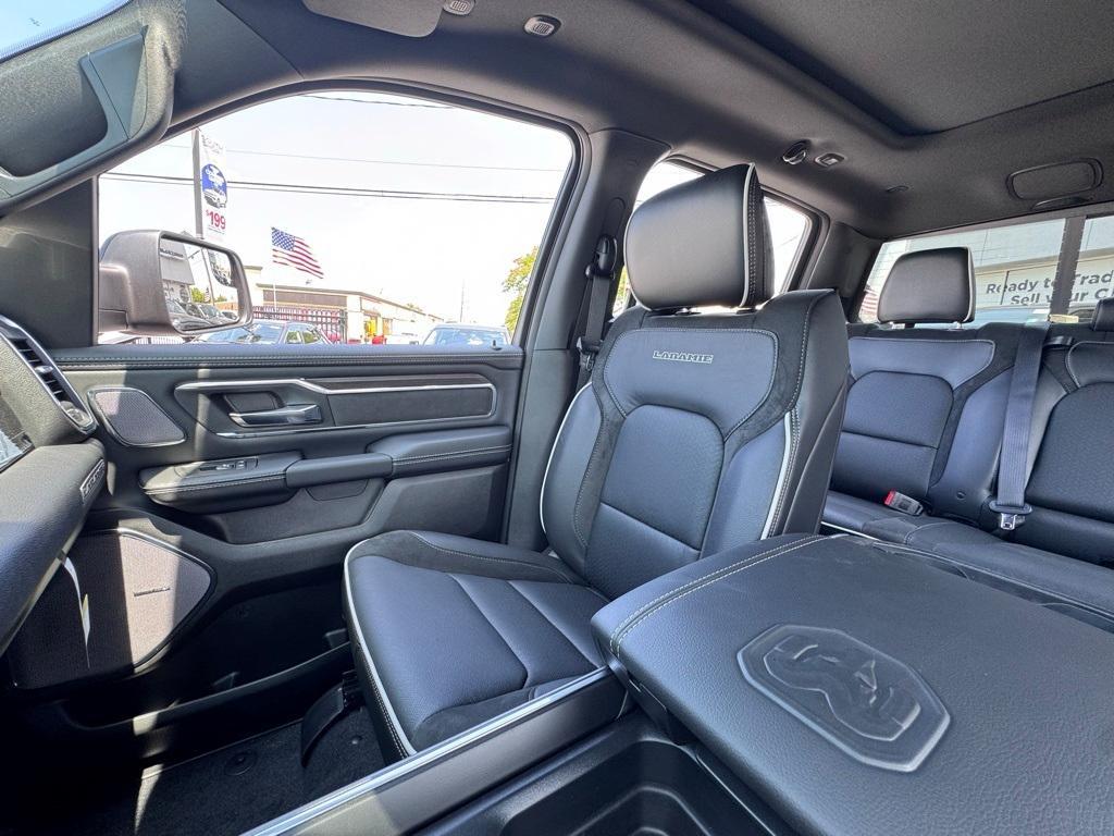 new 2025 Ram 1500 car, priced at $66,866