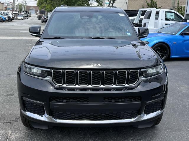 new 2024 Jeep Grand Cherokee L car, priced at $39,495